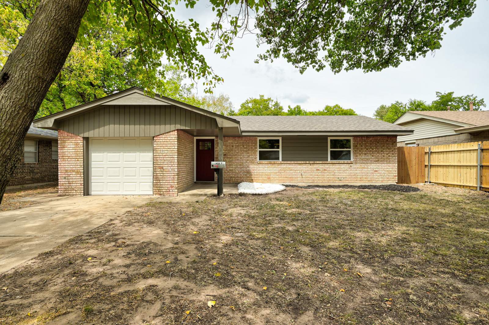 1407 Lakecrest Drive, Norman, OK